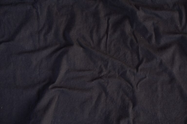 90s grunge flannel plaid shirt pattern essential for grunge style guide