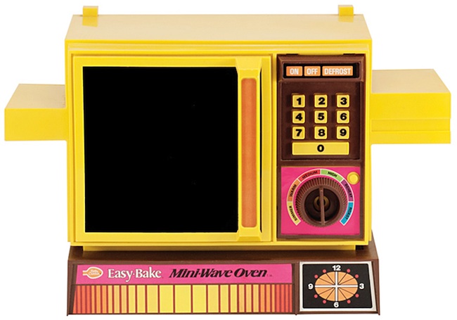 1981 Easy-Bake Mini-Wave Oven modeled after microwave oven design