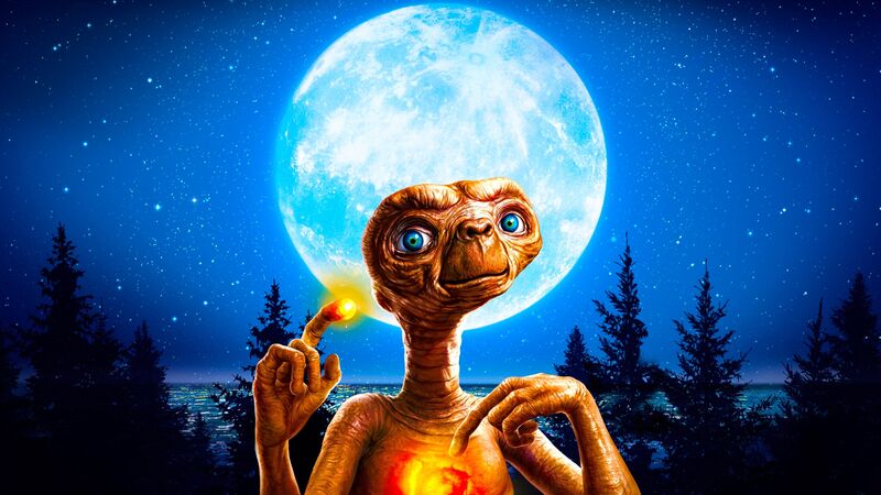 E.T. the Extra-Terrestrial 1982 classic scene Steven Spielberg film