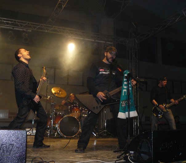 Metallica first concert heavy metal band 1982 San Francisco