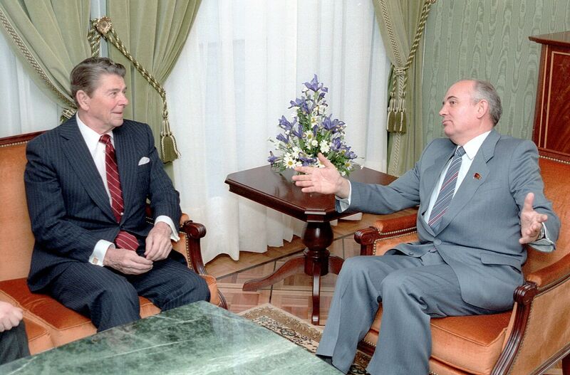 Reagan and Gorbachev Geneva Summit 1985 Cold War nuclear negotiations