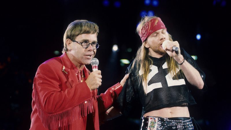 Elton John and Axl Rose performing Bohemian Rhapsody at the Freddie Mercury Tribute Concert 1992