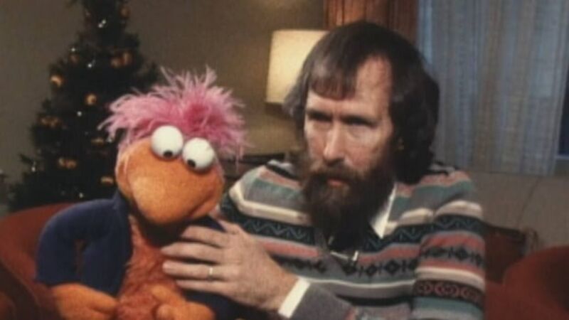 Jim Henson with Gobo Fraggle puppet introducing Fraggle Rock