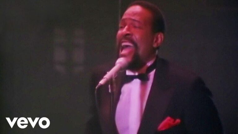 Marvin Gaye performing Sexual Healing 1982 80s soul legend
