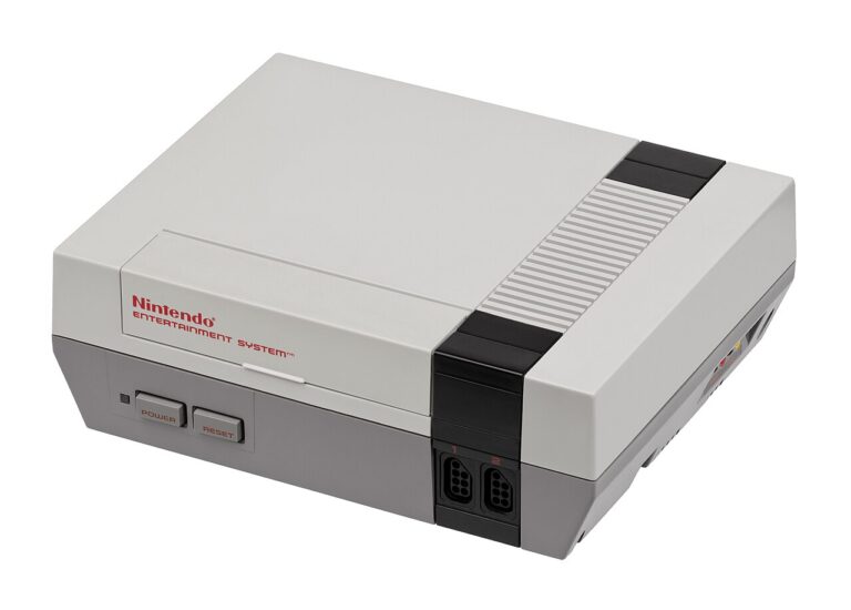 Nintendo Entertainment System NES console — the centerpiece of 80s living rooms