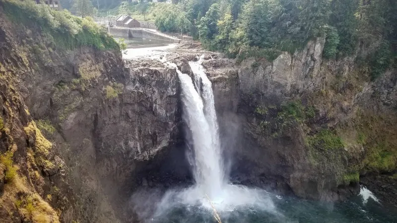 Aerial view of Snoqualmie Falls featured in Twin Peaks opening credits sequence