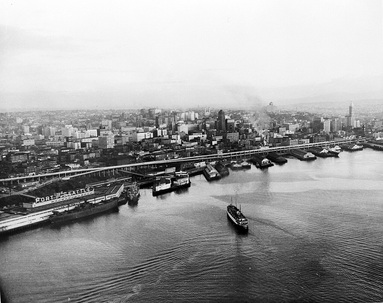 seattle skyline 1990s