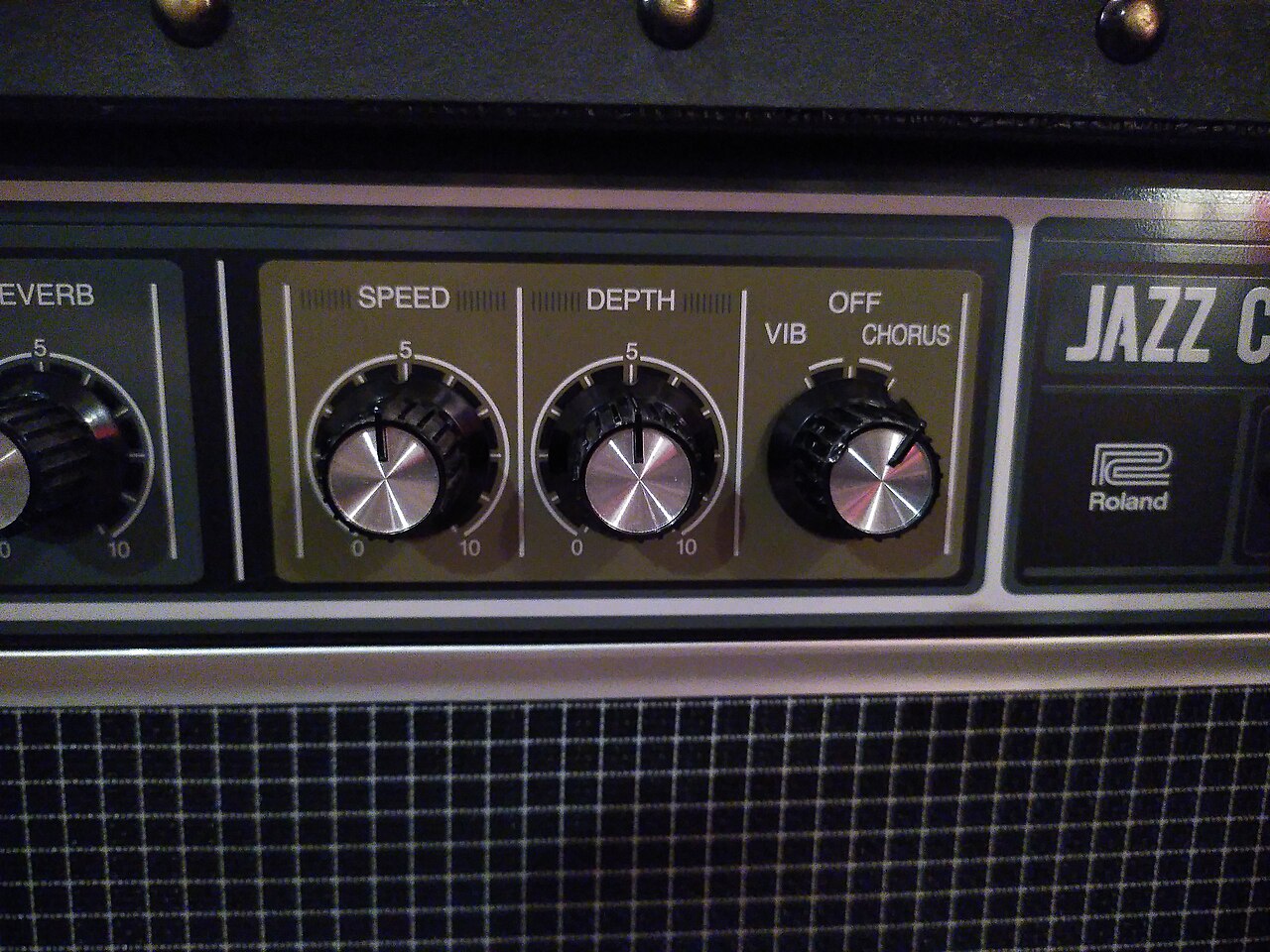 electric guitar amplifier