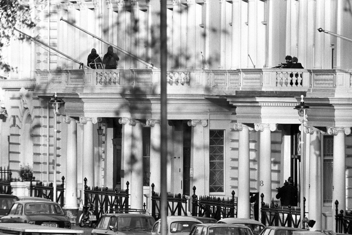 Iranian Embassy siege 1980 SAS troopers and police outside Princes Gate London