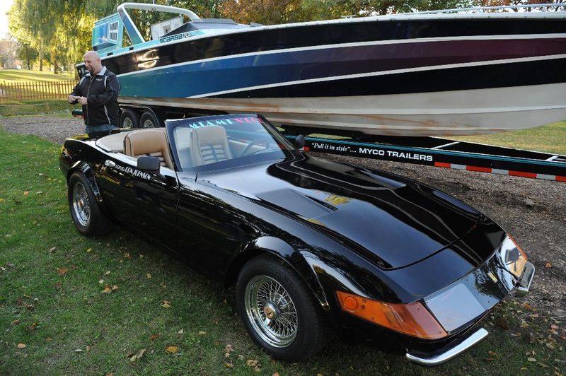 Miami Vice Ferrari Daytona Spyder and Scarab boat