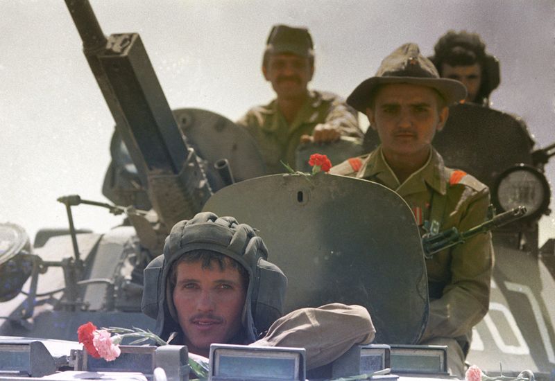 Soviet armored column leaving Afghanistan May 1988