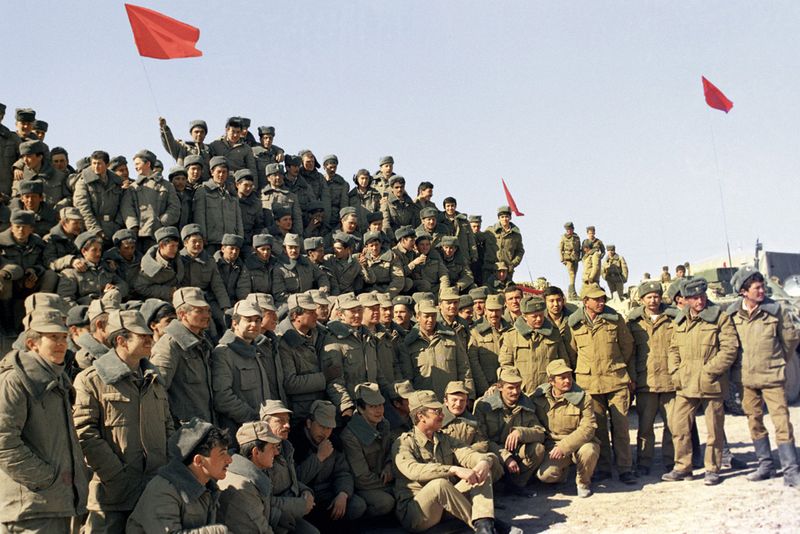 Soviet unit photographed before withdrawal from Afghanistan