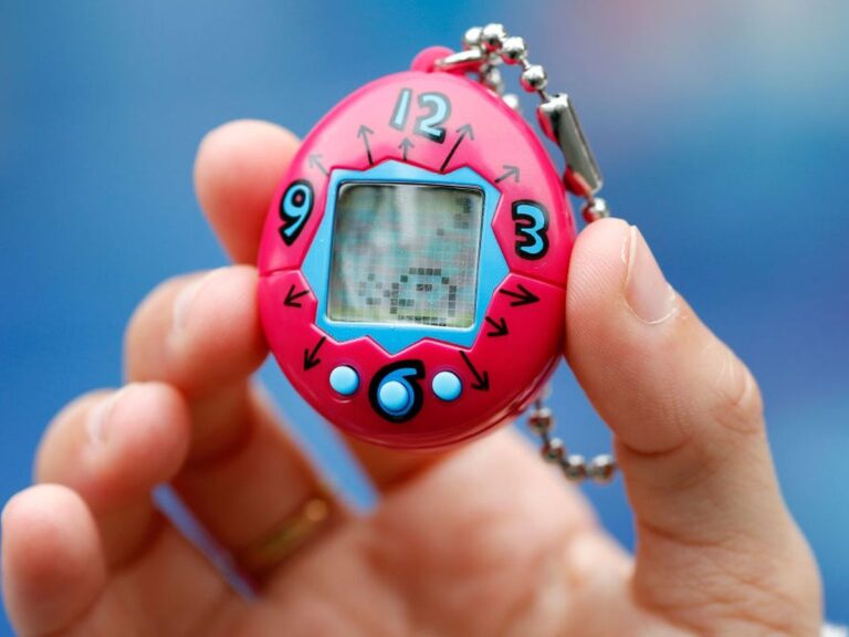 Tamagotchi virtual pet — the 90s nostalgia icon clipped to every keychain