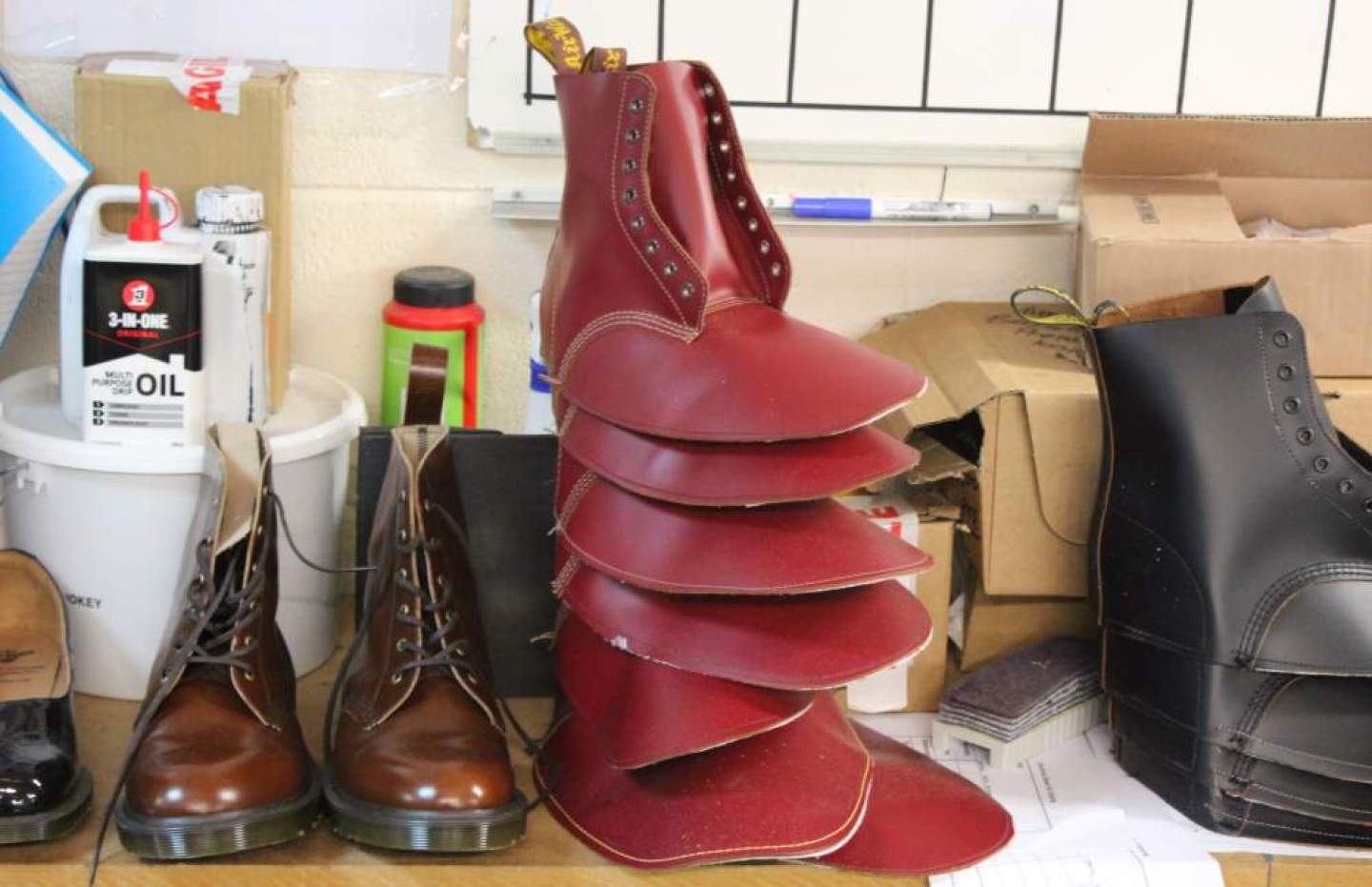 dr martens boots doc martens boots in production uk fashion blogger