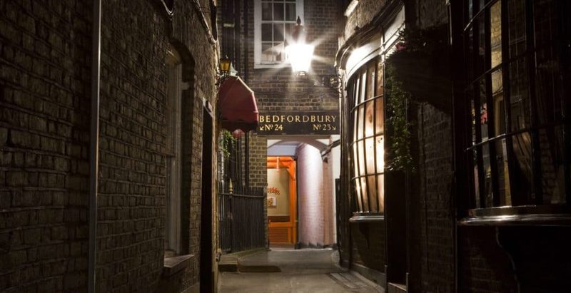 A London alley used as a Harry Potter film location