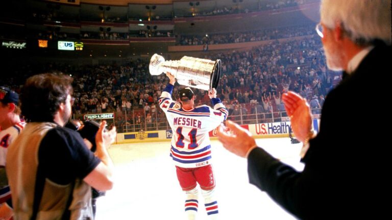 Mark Messier hoists the Stanley Cup at Madison Square Garden on June 14, 1994