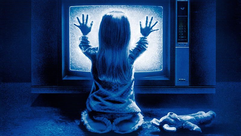Carol Anne at the static TV in Poltergeist 1982 — Tobe Hooper Spielberg