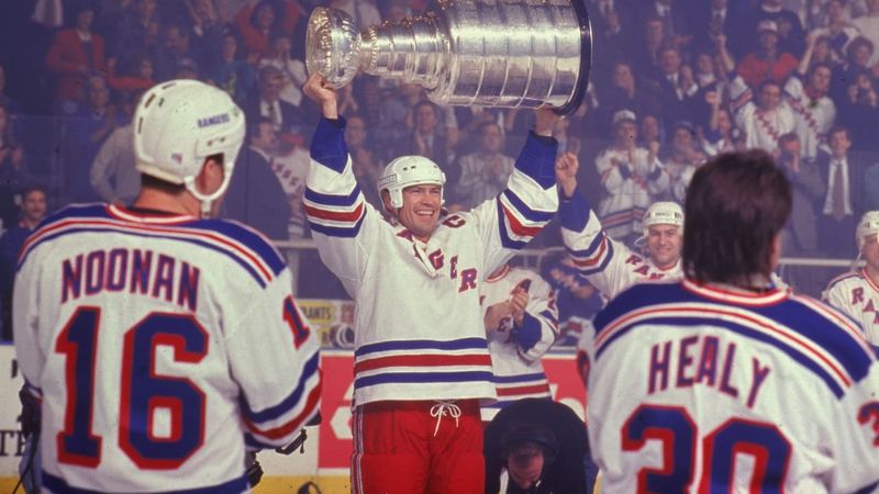 A Rangers Stanley Cup hero hoists the Cup at Madison Square Garden in 1994