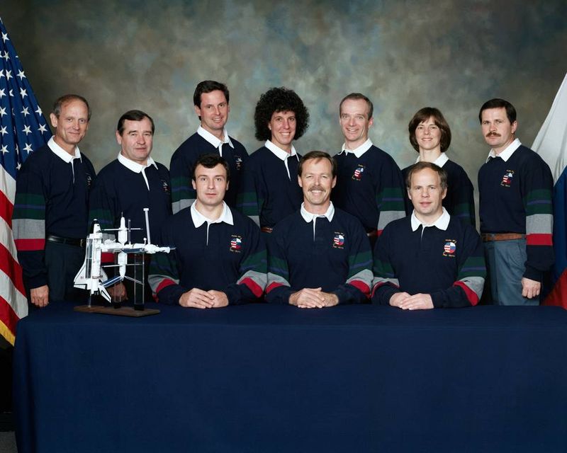 STS-71 Space Shuttle Atlantis and Mir crew official portrait 1995