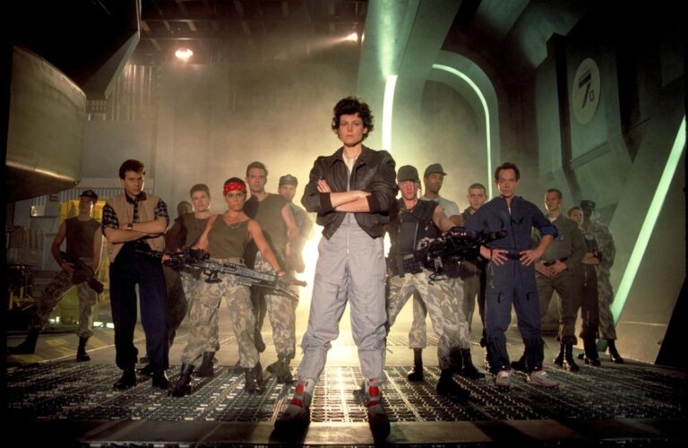 Aliens 1986 cast — Ripley and the Colonial Marines lineup