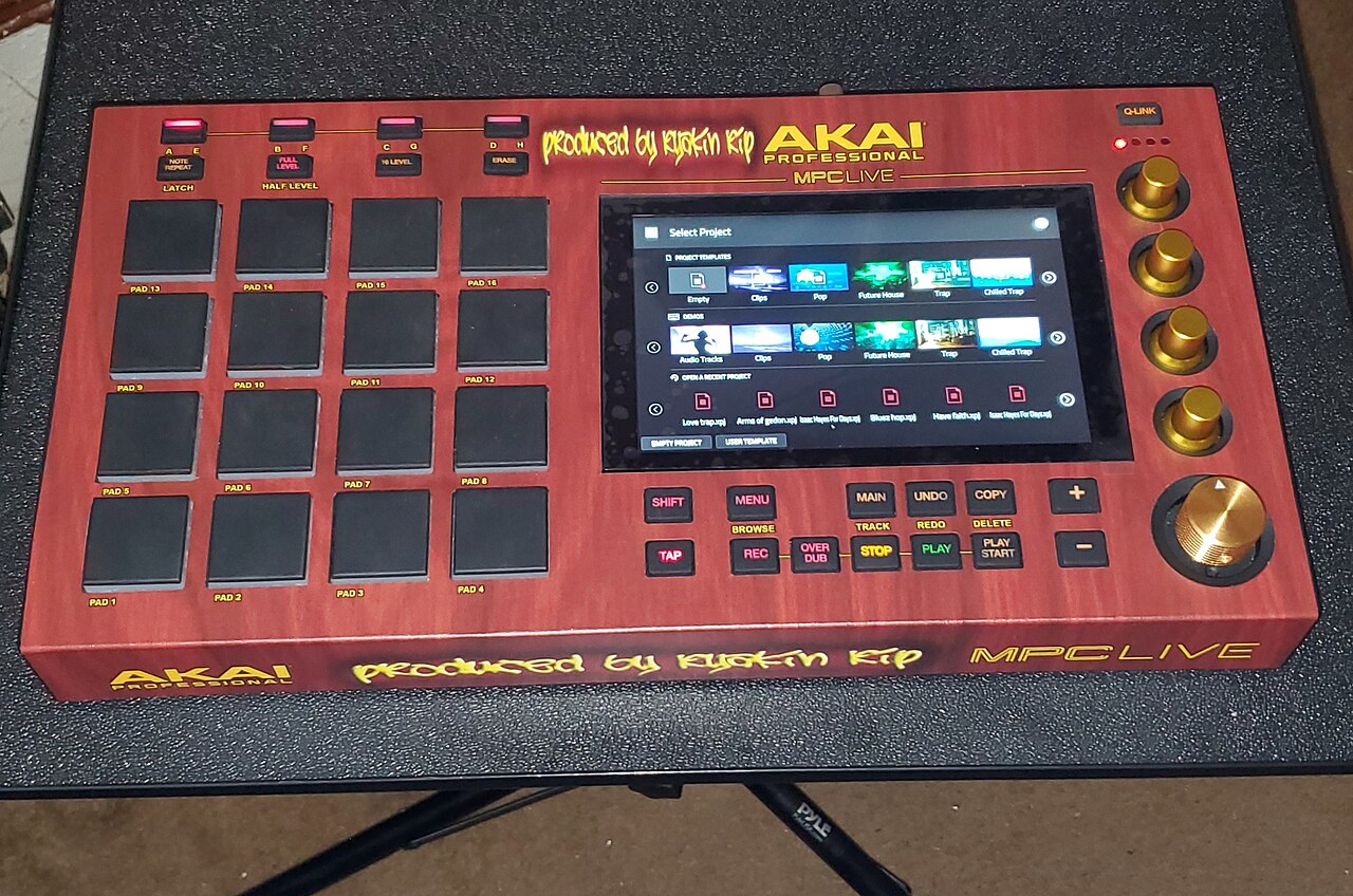 Akai MPC3000