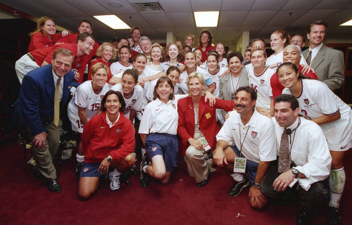 1999 US Women's World Cup team celebrating at the White House