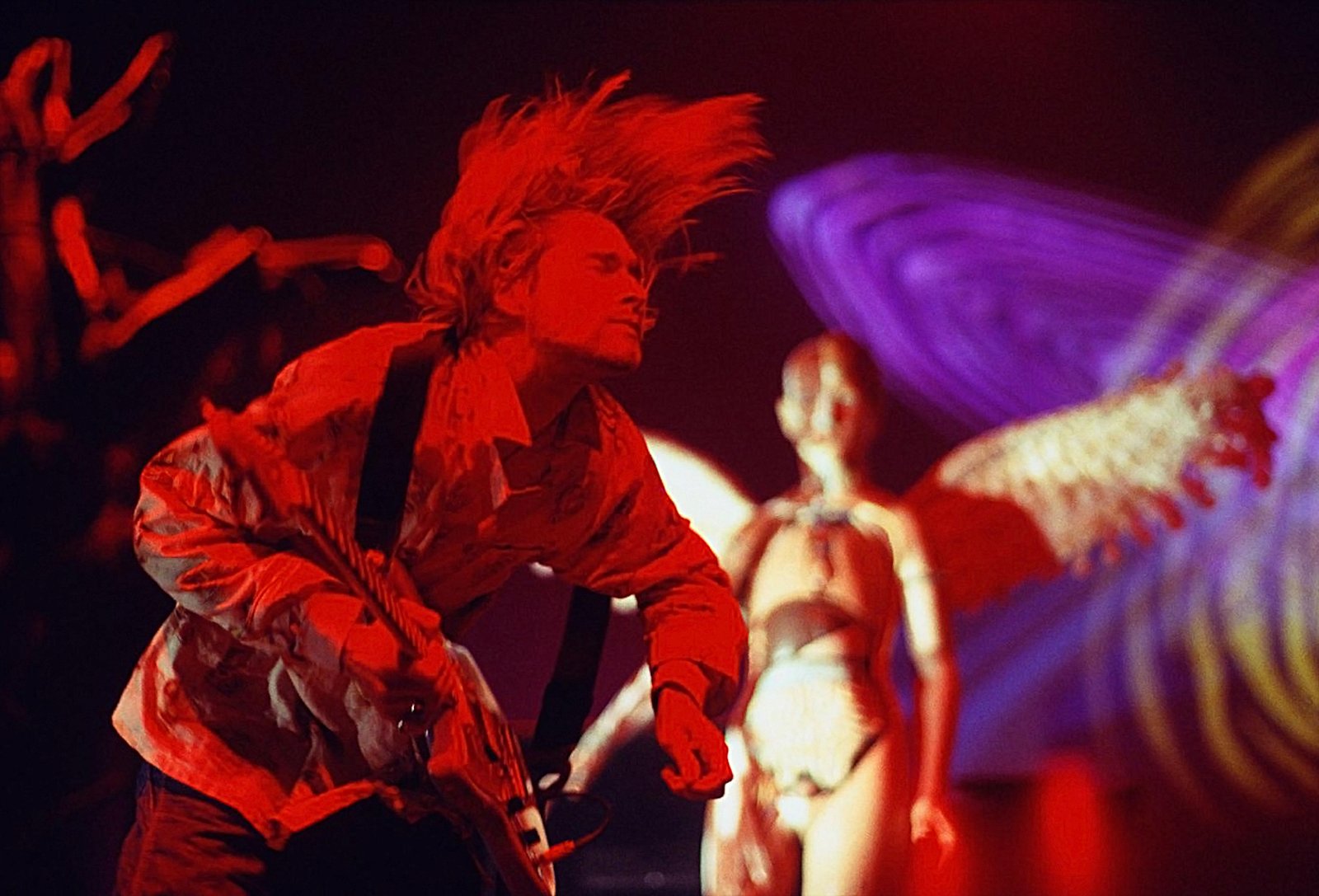Kurt Cobain photographed by Henry Diltz - Nirvana grunge legend