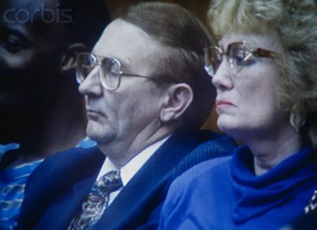 Lionel and Shari Dahmer, Jeffrey Dahmer's father and stepmother, attend the 1992 Milwaukee murder trial