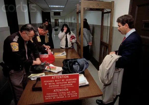 Security checkpoint at Milwaukee County Courthouse during Jeffrey Dahmer's 1992 murder trial