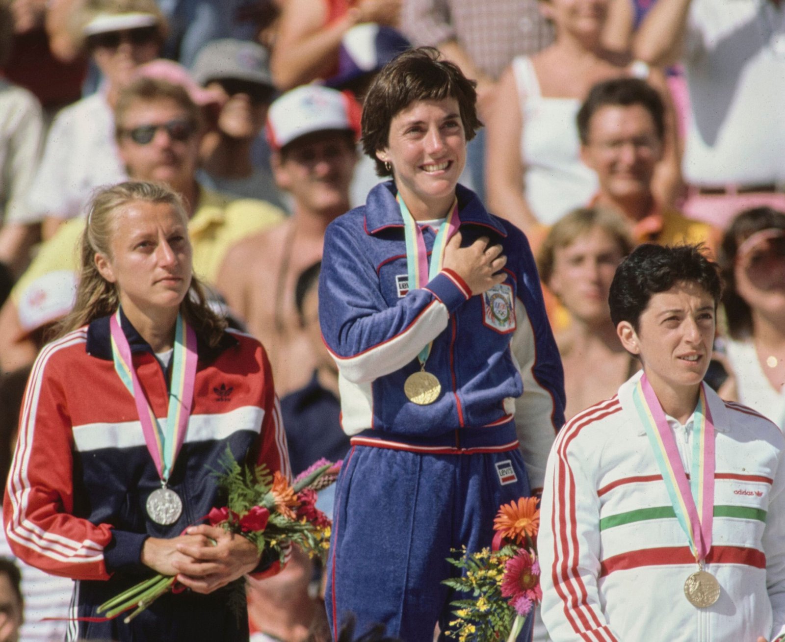 Joan Benoit at the 1984 Olympic medal ceremony