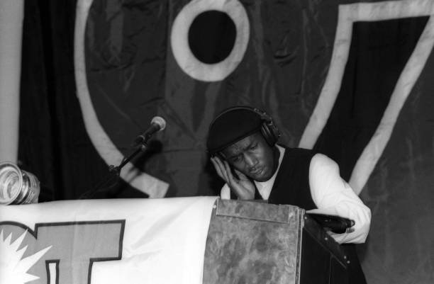 Grandmaster Flash spins discs on the turntable during a Hot 97 FM show on December 10, 1993 in New York City.