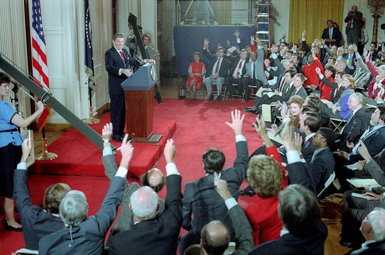 Reagan East Room press conference 1987