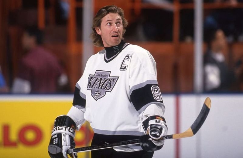 Wayne Gretzky as LA Kings captain in white jersey