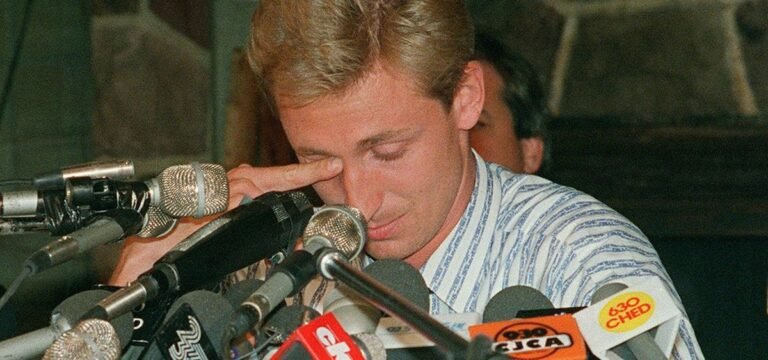 Wayne Gretzky breaks down crying at the August 9, 1988 trade press conference in Edmonton