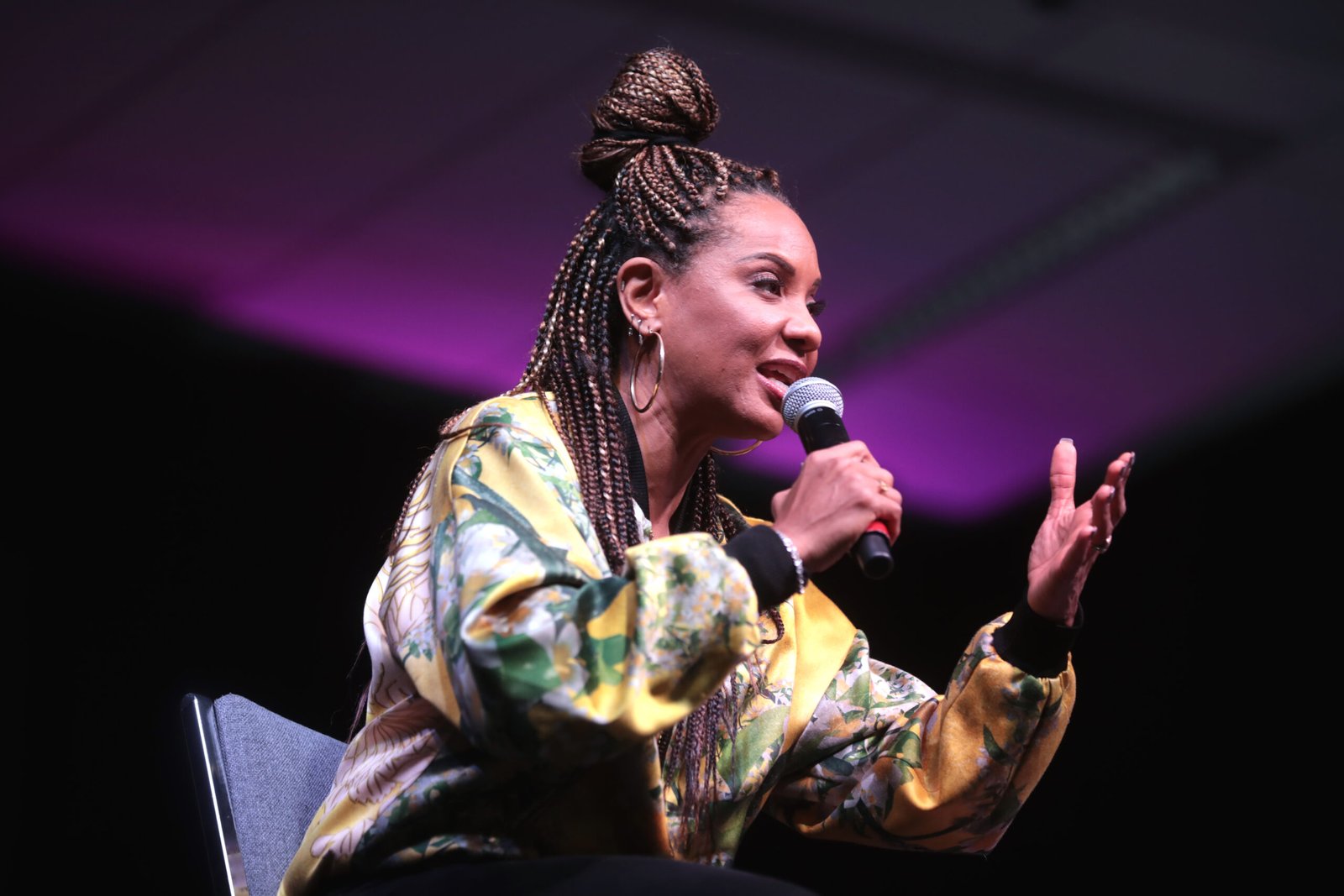 MC Lyte rap