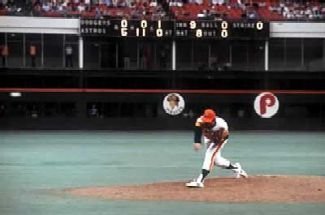 Nolan Ryan pitching in the ninth inning of his fifth no-hitter against the Los Angeles Dodgers, September 26, 1981