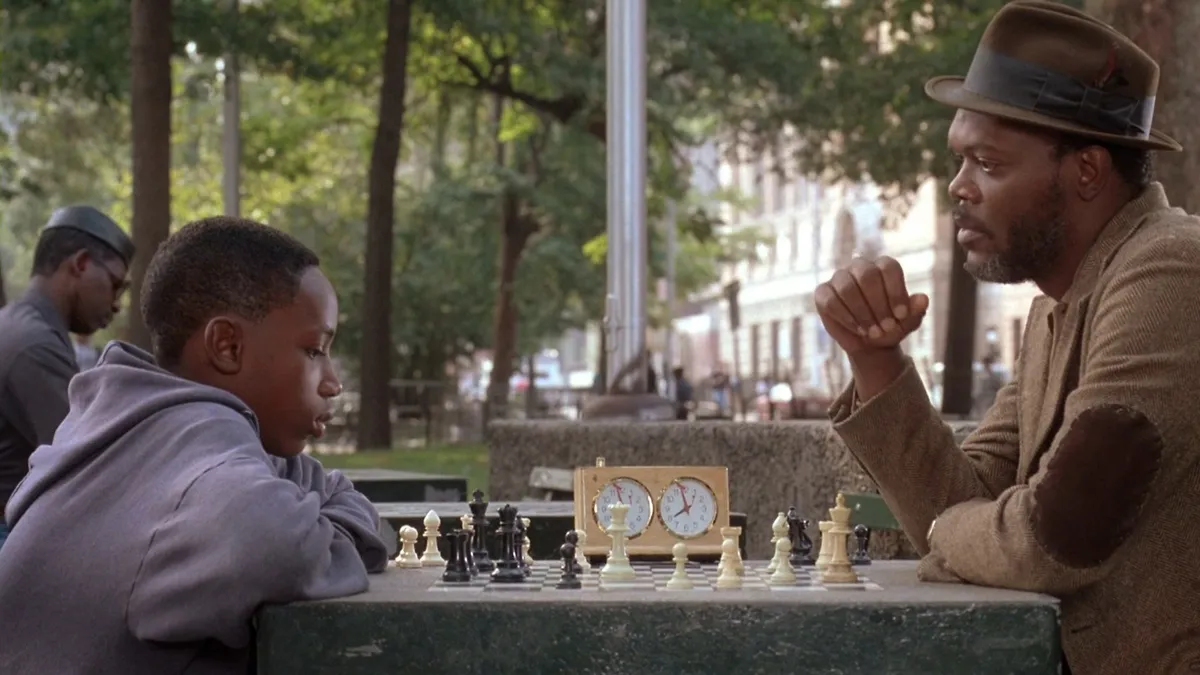 Samuel L. Jackson and Sean Nelson play speed chess in the park in Fresh 1994