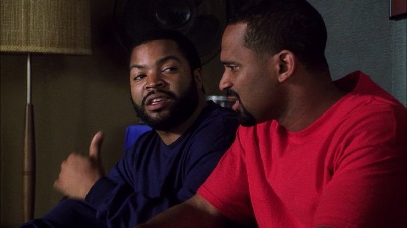 Ice Cube as Craig and Mike Epps as Day-Day in conversation in Friday After Next