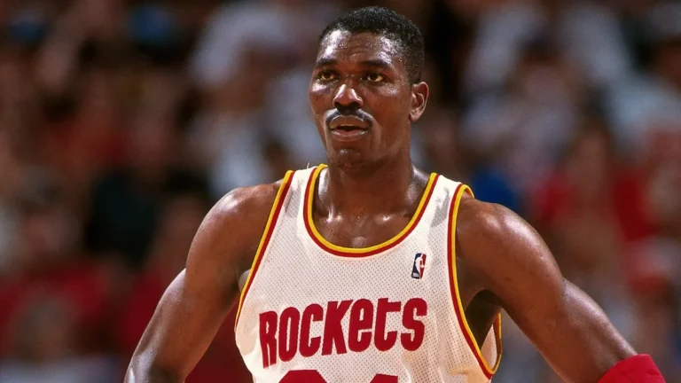 Hakeem Olajuwon in a Houston Rockets jersey during his rookie season after his October 27 1984 NBA debut
