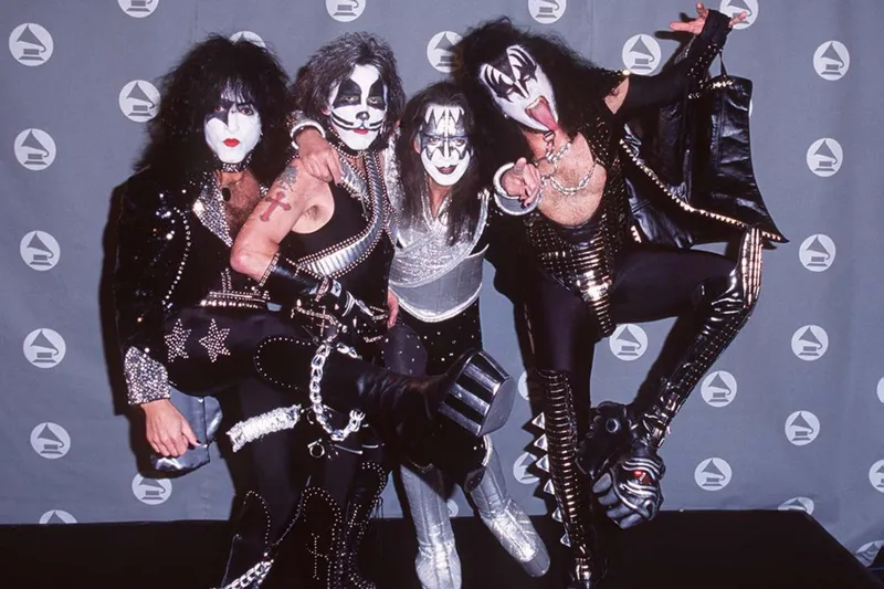 KISS original lineup reunited in makeup at the 1996 Grammy Awards